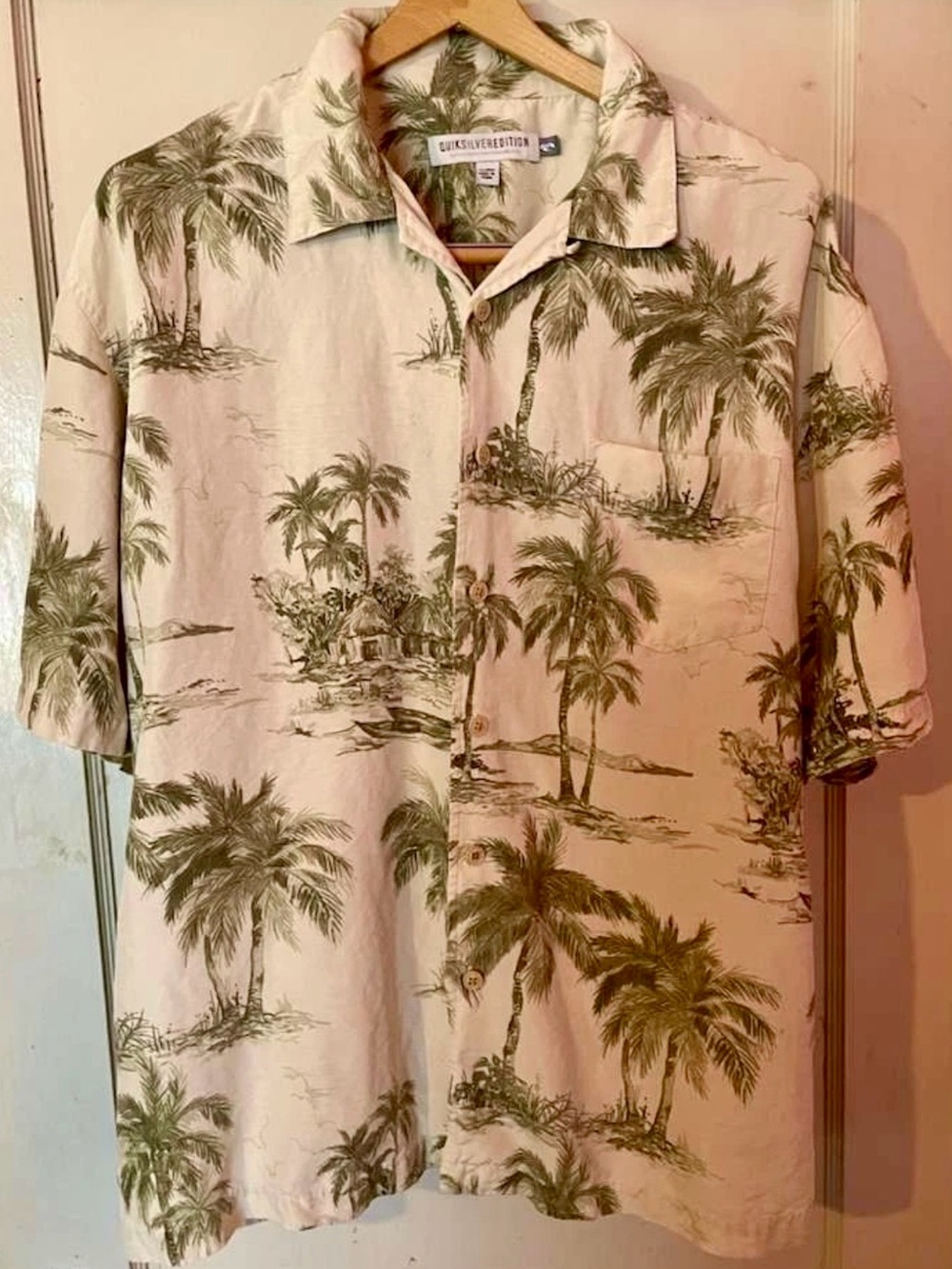 Quiksilver Men's Short Sleeve Palm-Print Button Down - White & Olive